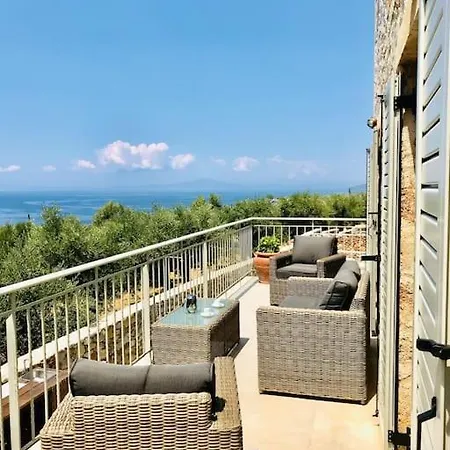 Family Sea View With Private Pool Villa