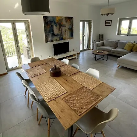 Family Sea View With Private Pool * Stoúpa