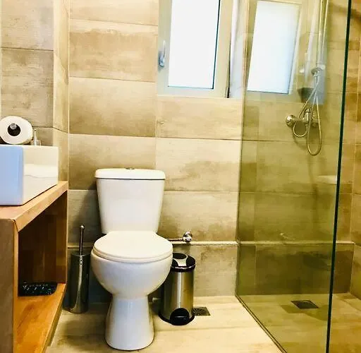 Family Sea View With Private Pool Βίλα *